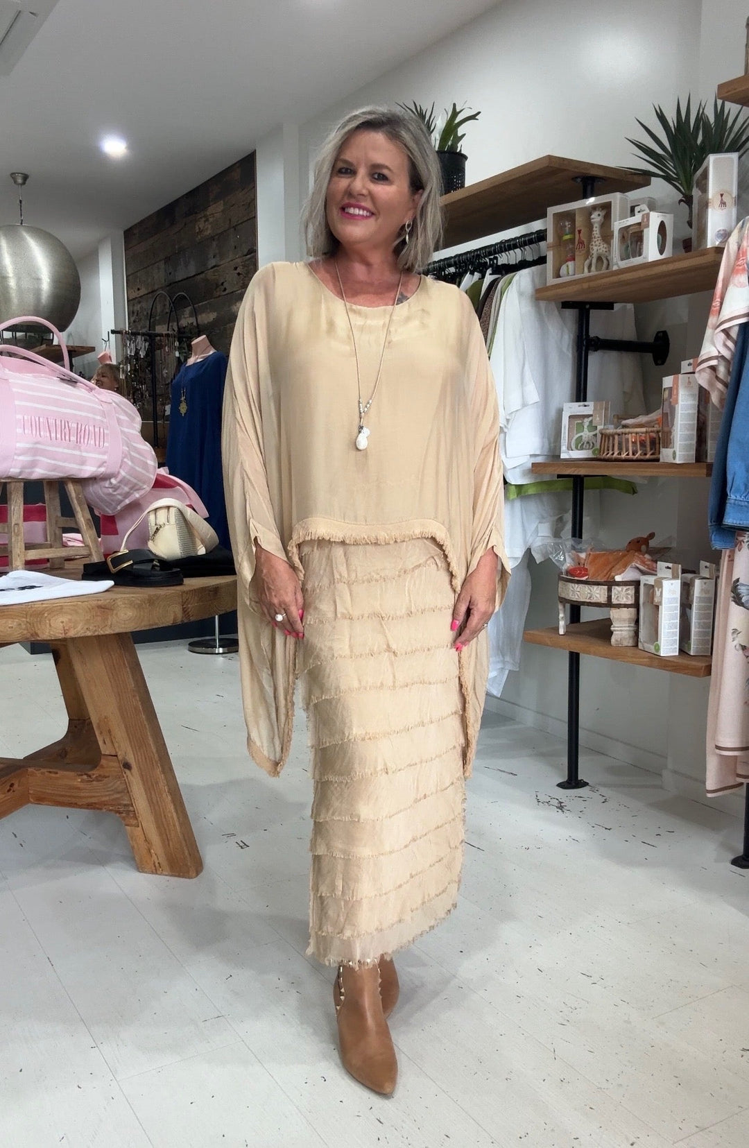 Vestido Lino Etéreo Capri