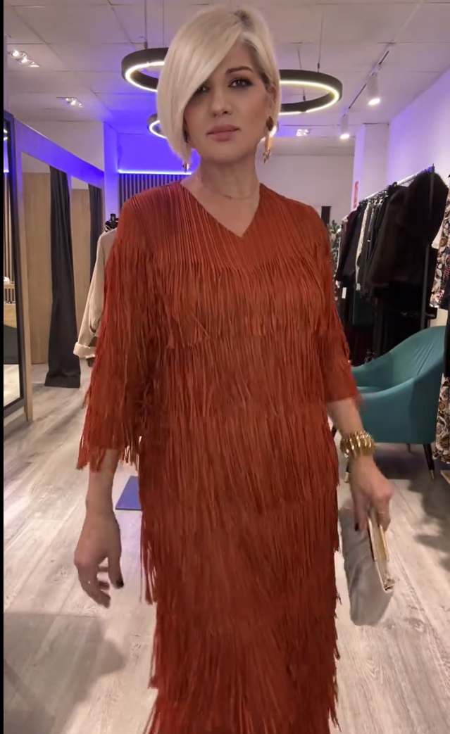 Elegante Vestido de Flecos Vegas