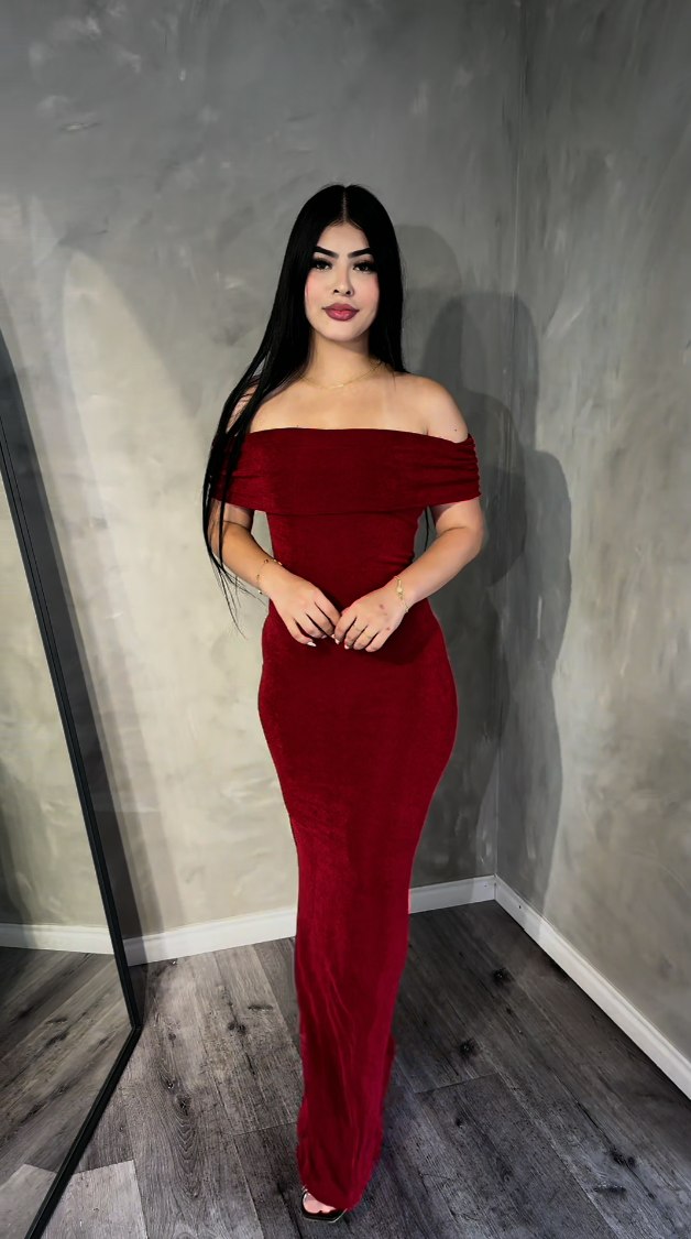 Vestido Atemporal Carmesí
