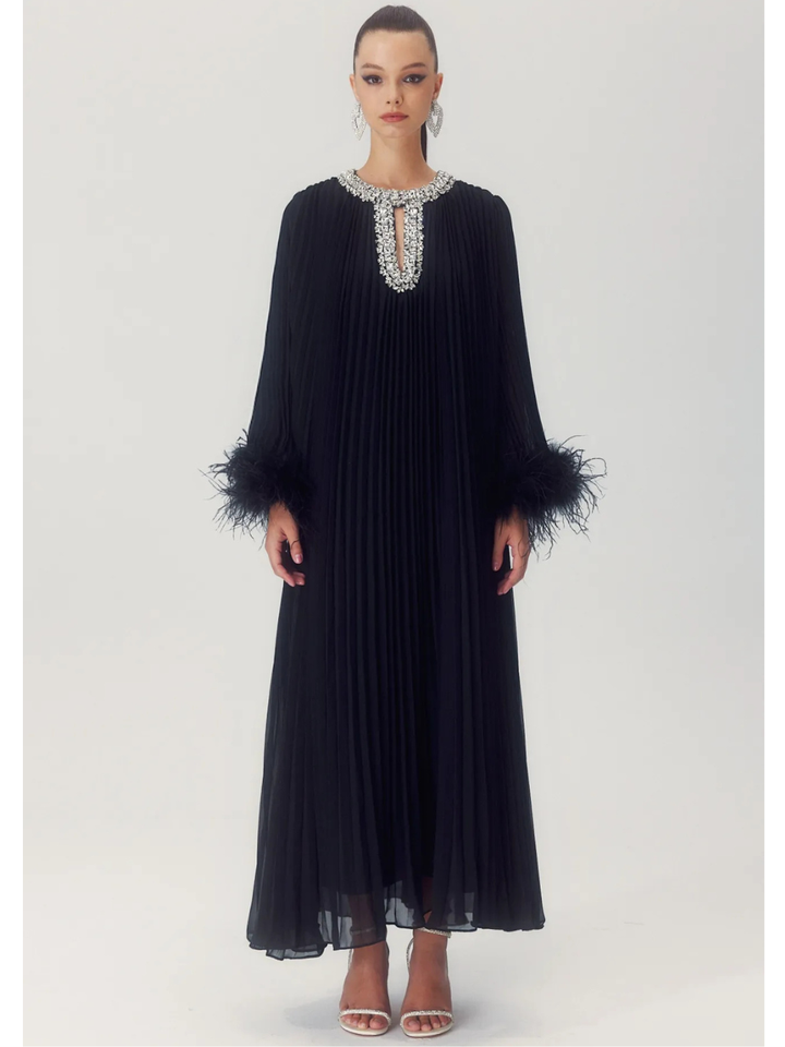 Ana Vestido de Chifón Plumas Diamante