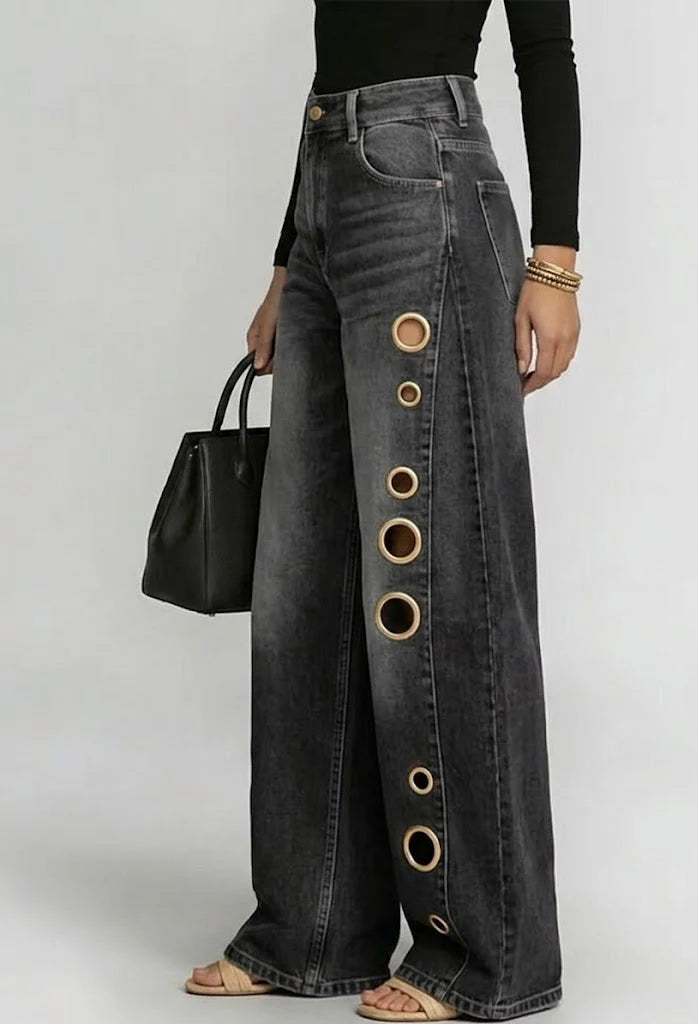 Jeans Estilo Vanguardista Con Ojetes