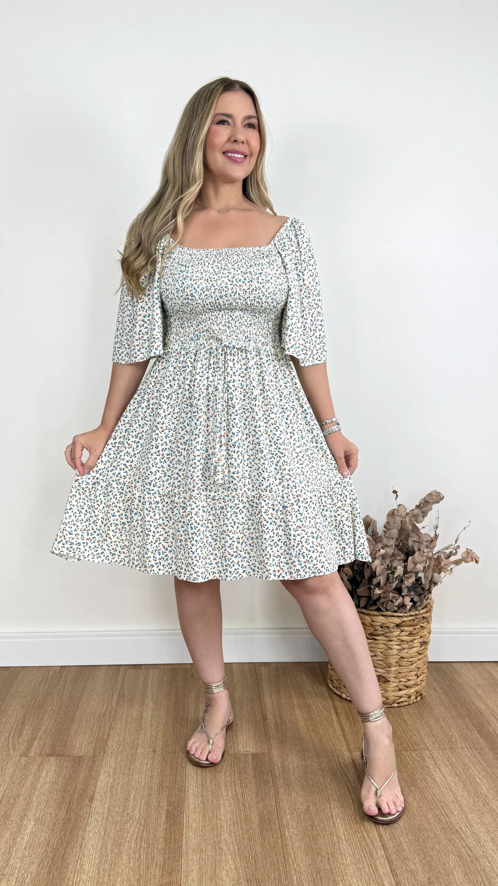 Vestido Corto Primavera Floral