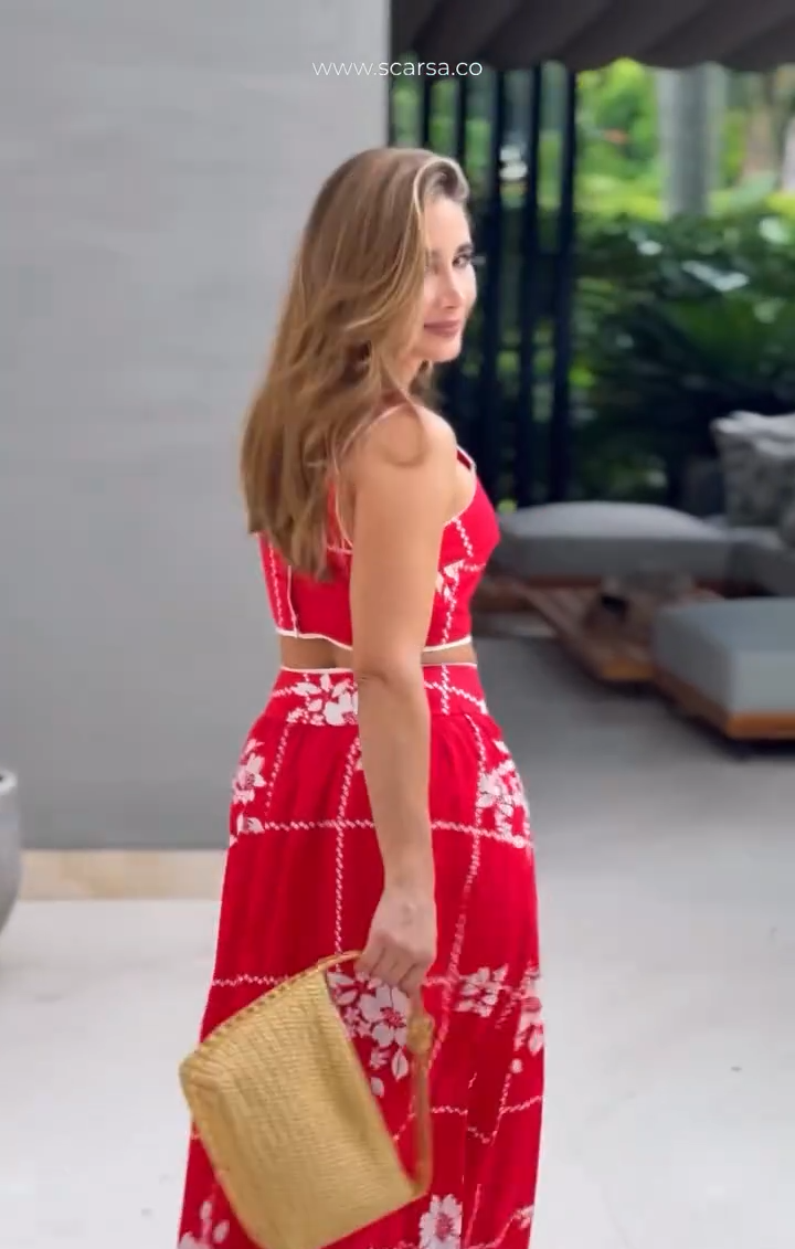 Conjunto "Carmesí Garden"